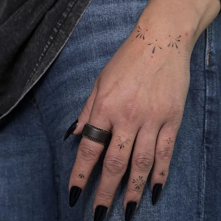 Minimal Hand & Finger Tattoo Set